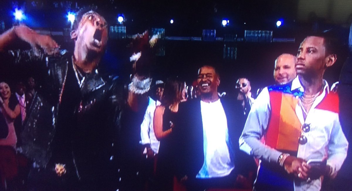 L0rdMincy's tweet photo. Fab so disappointed in New York watching Desiigner perform Panda https://t.co/W5A6yVxHrj