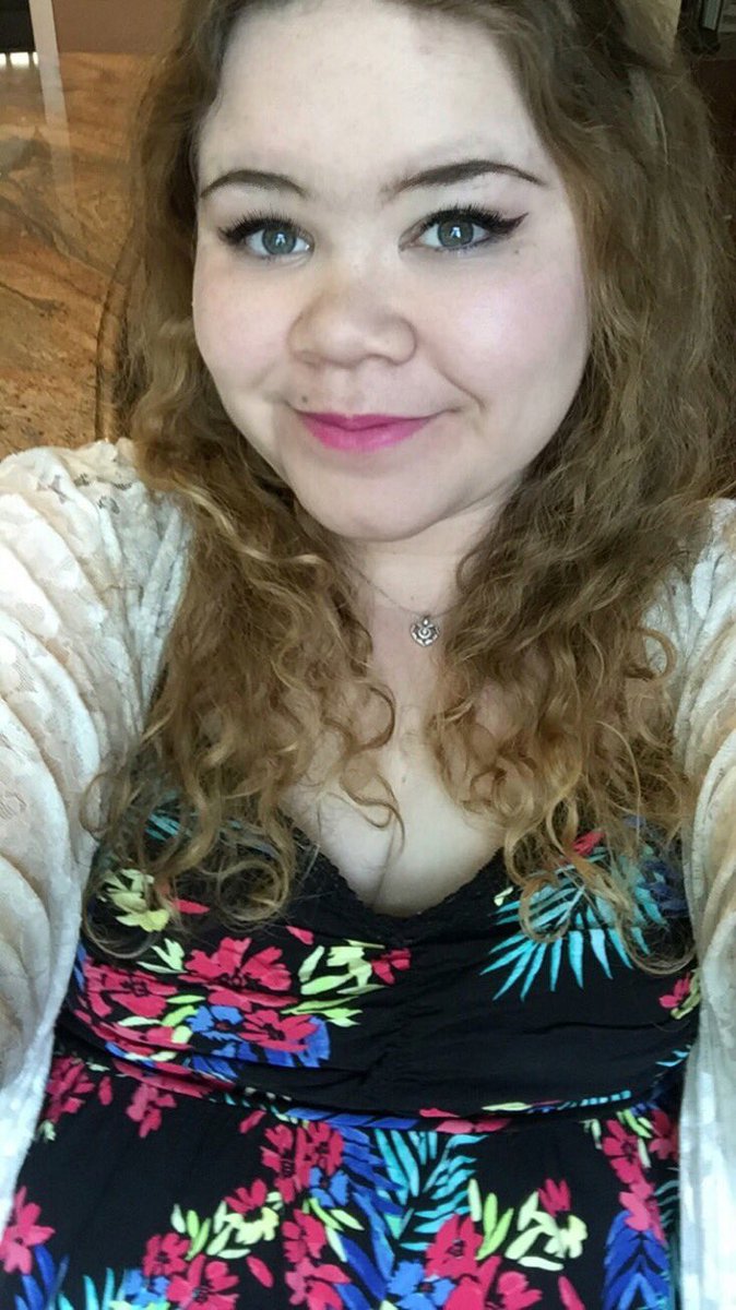 wesleyismylight's tweet photo. #EmblemsBreakTheInternet 
I love my hair 💗 https://t.co/3huhWqiTi1