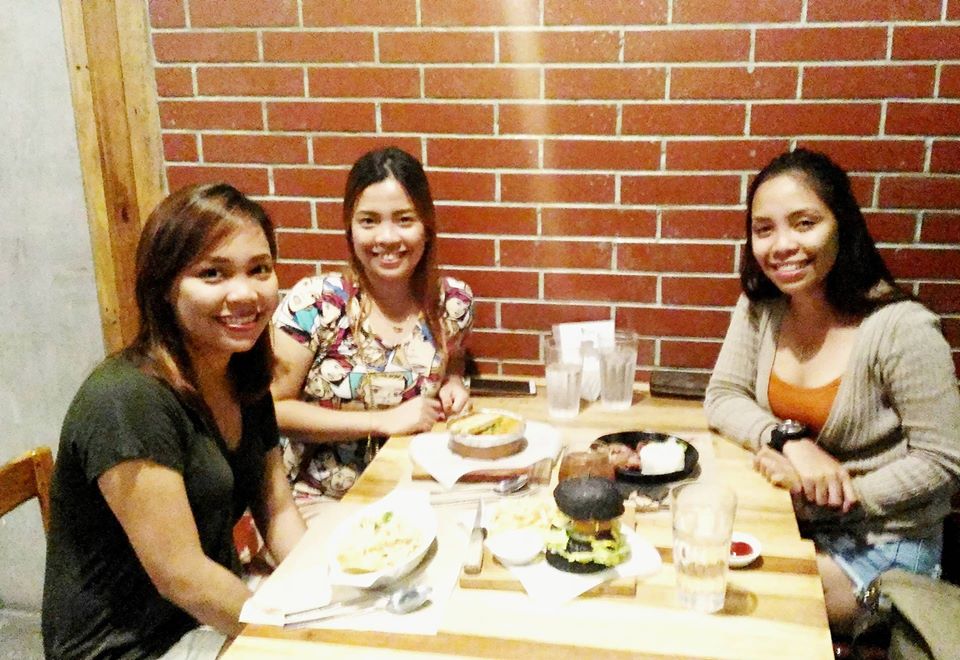 Iamlyndoe's tweet photo. Sisterhood ♥ https://t.co/JneGh5p23T