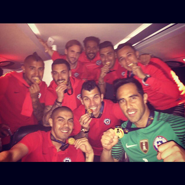 Arturo Vidal tweet media
