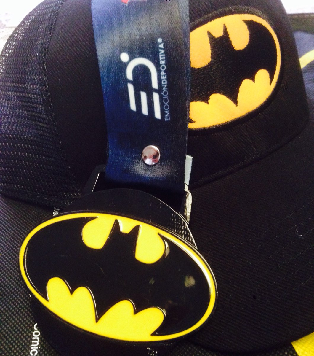 laaficion's tweet photo. #Recomendamos: El Caballero de la Noche visita la CdMx, con la carrera #Batman15K https://t.co/frNdf65aH4 https://t.co/h4QXNEc116