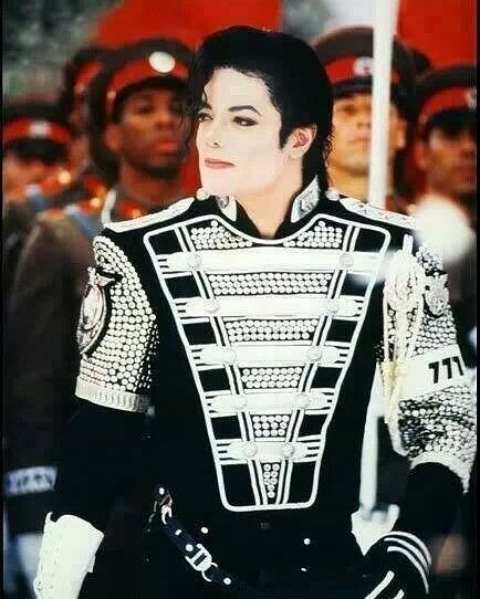 BRepdog's tweet photo. @ParisJackson i love your father's music he is my biggest insperasion and my idol https://t.co/nkxch4sR1N