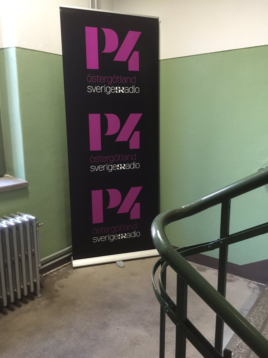 assurgocoach's tweet photo. I trapphuset påväg upp till P4-studion. #lokalradio https://t.co/yRoQGsWPEJ
