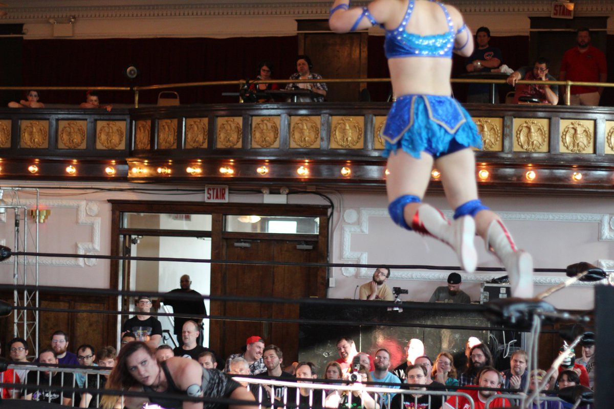 DAFALCON11's tweet photo. @arisa_nakazima v @SeriouslyEagles #SHIMMER82 https://t.co/AnHknrwOfH