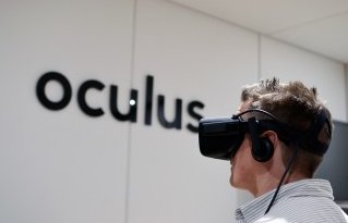 allthingsVRAR's tweet photo. Oculus backing down with their DRM efforts. Content not limited to just the Rift anymore. https://t.co/a956shcSek https://t.co/SFBeQAdHO6