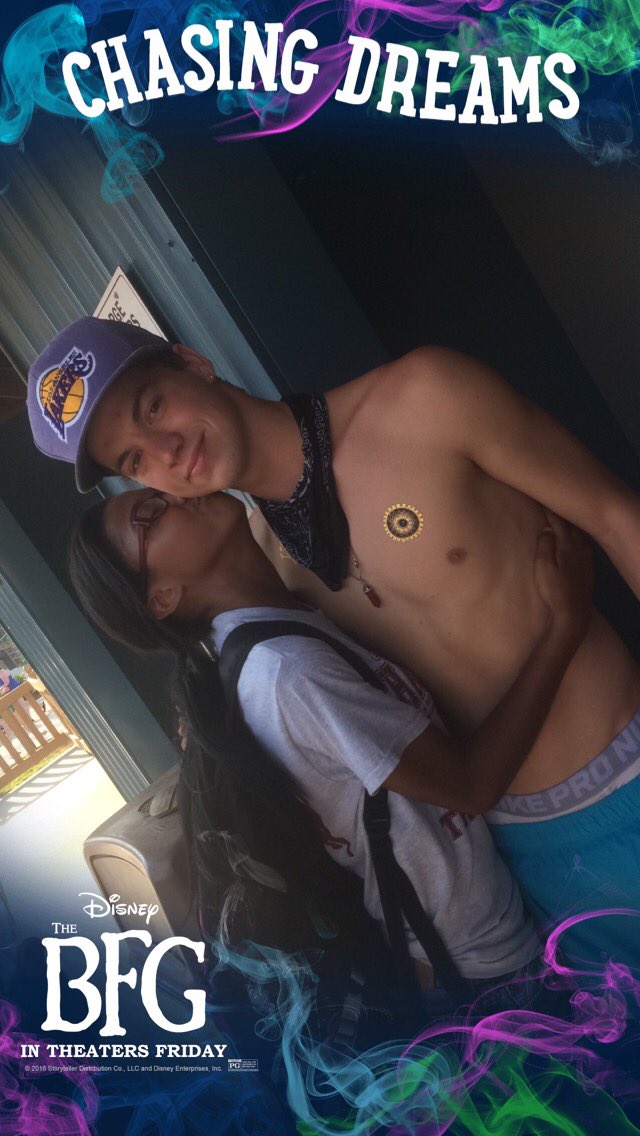 hunterrdowning's tweet photo. met my loves today 😍😭thank god i got off work early stayed bc i've never been so happy❣️@taylorcaniff @TREY_SCHAFER https://t.co/xzq6yLuFpT