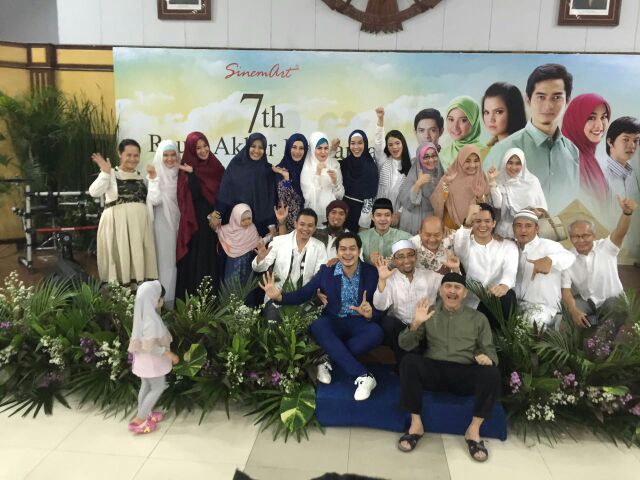 Wajah2 penuh senyum ... reuni KCB