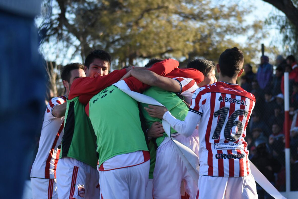 CASMOficial's tweet photo. #SantoCampeón #FederalA #Ascenso https://t.co/DRYadmYe3r