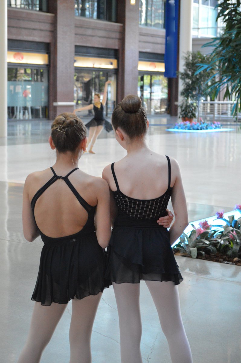 JCBalletinfo's tweet photo. #dancefortoday #dreamfortomorrow #jerseycitydance #ballet #dancejcbnow
prepro program summer&September register now https://t.co/b5Yzf2V05O