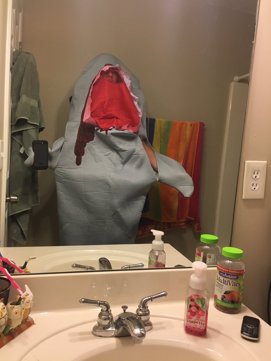 ryan__frazier's tweet photo. what a time to be alive #SharkWeek https://t.co/TNRYRGINFA