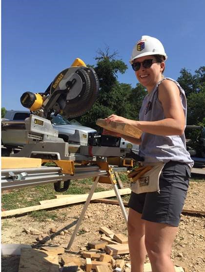 embreegroup's tweet photo. Another week is under our (tool) belt! #EmbreeH4HBuild moving quickly for @HabitatWilCo #EmbreeTEAM https://t.co/GMzdGuSAPH