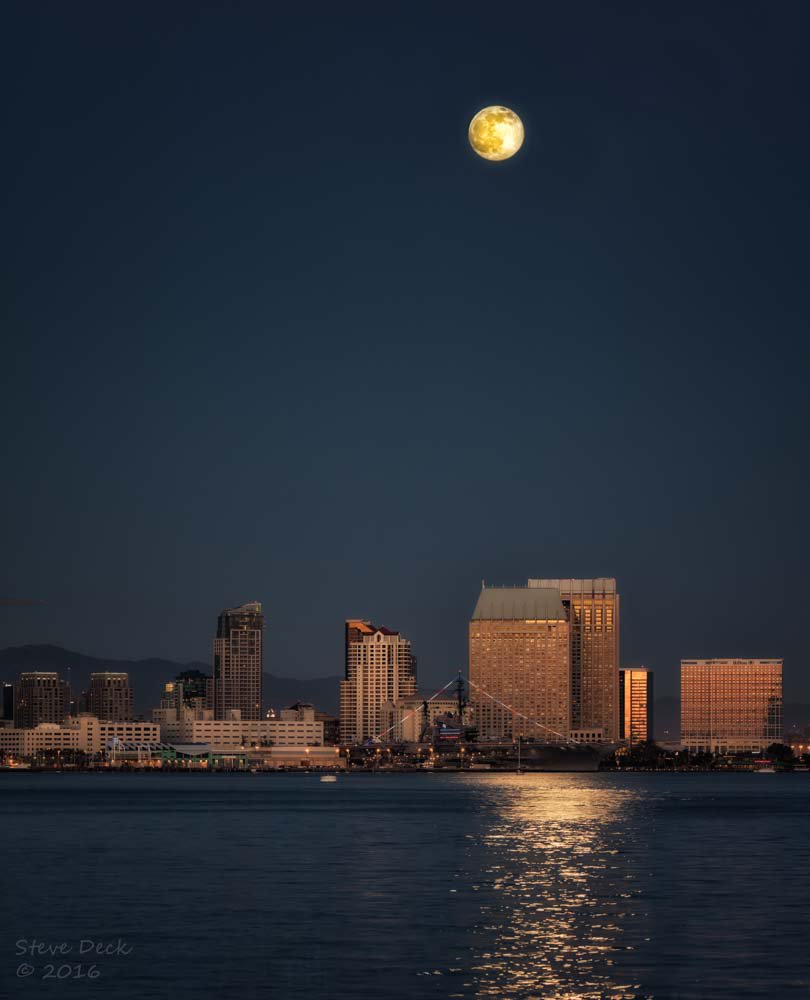 Stever1552Steve's tweet photo. #FullMoon #FullMoonSolstice #StrawberryMoon #SanDiego #KUCHIFMFOTOS @sandiegomagazine @sandiegonewz @SanDiegoRocks1 https://t.co/R9iIOOhzdB