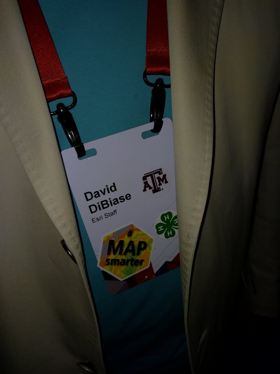 kennethfield's tweet photo. Pleased to see @daviddibiase #mapsmarter #esriuc https://t.co/BiCUqiFADm