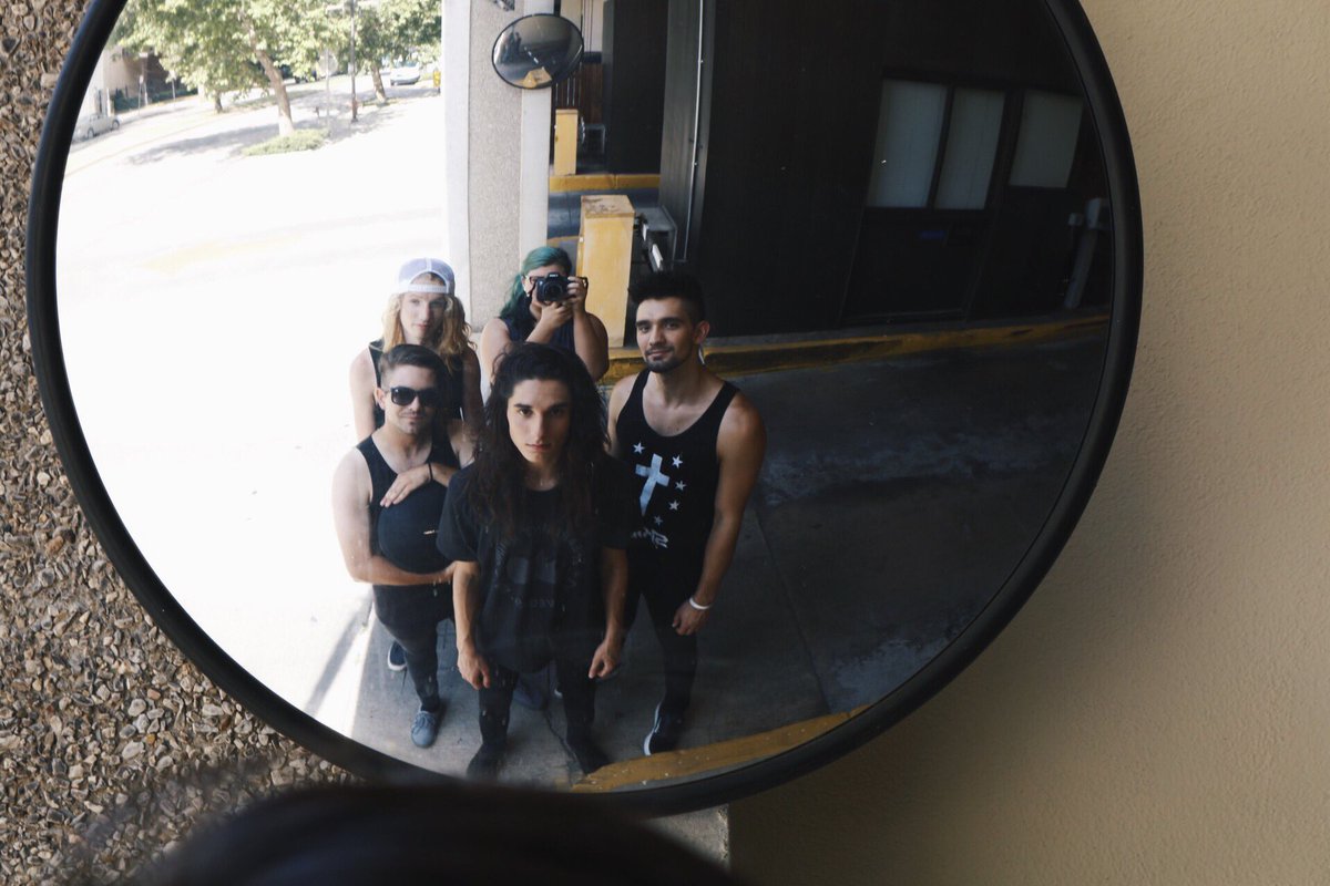 thevoidinme's tweet photo. Today was such a good day! We started recording God Wears Gucci music video and recorded some of one of our songs! https://t.co/ImREcLRNYj