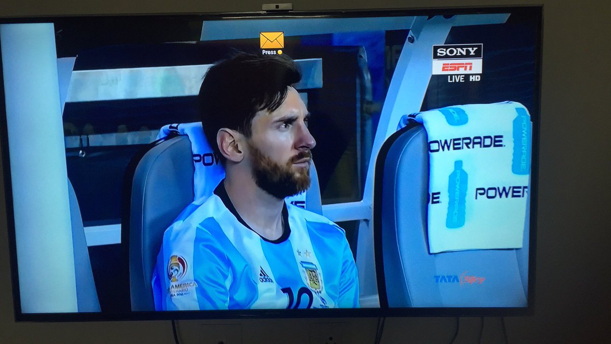 clemenzie's tweet photo. Feel really bad for him. They played superb football on their way to the Final. #CopaAmerica #copa100 #Argentina https://t.co/xweXbqnBrm