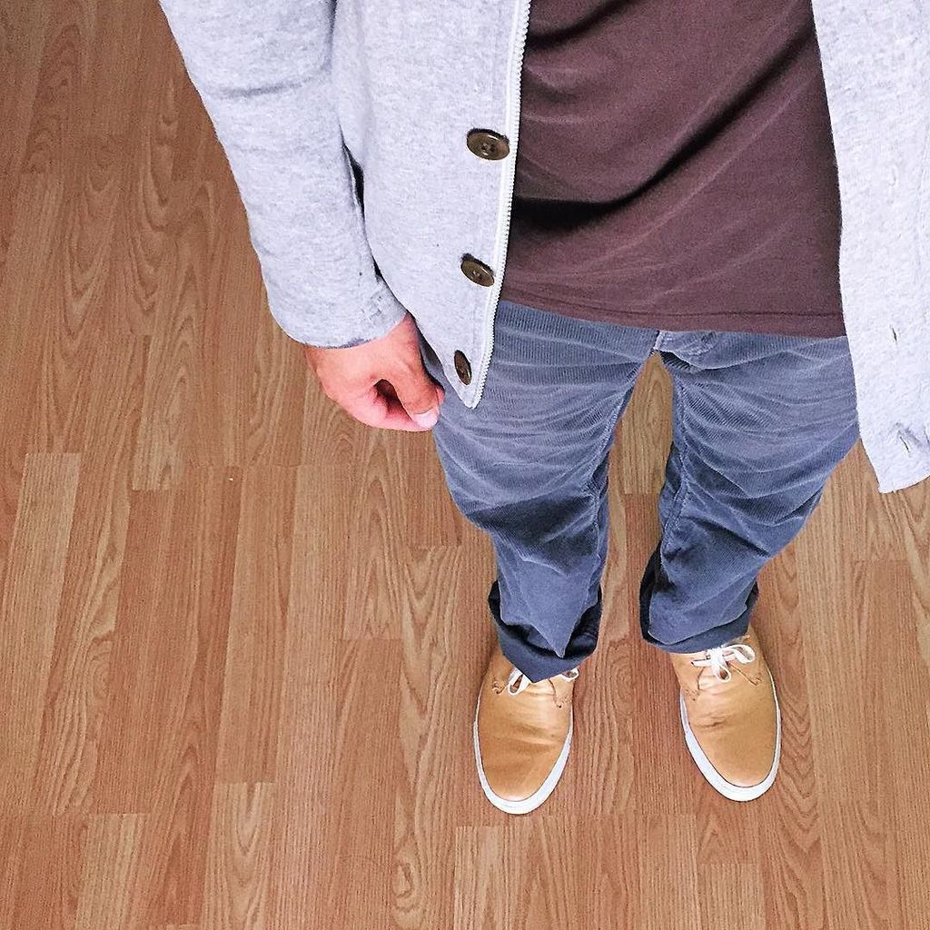 hapsxo's tweet photo. Danky Tanner. #ootd #outfitoftheday #outfitfromabove #povoutfit #lookingdown #kotd #kickso… https://t.co/yizA1VMykW https://t.co/gX088fVNAn