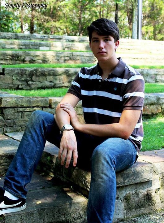 Daniel Cole Bush 2016/2017 senior pic! #photography #senior #seniorpictures #alabamashakespearefestival