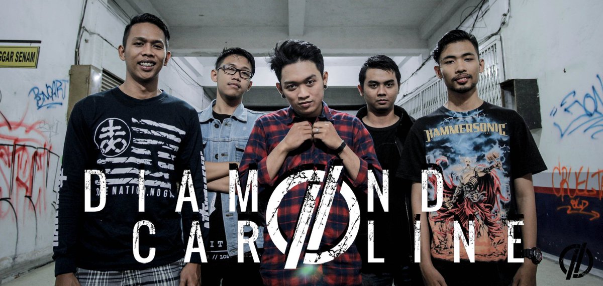 DiamondCarolineMLG tweet media