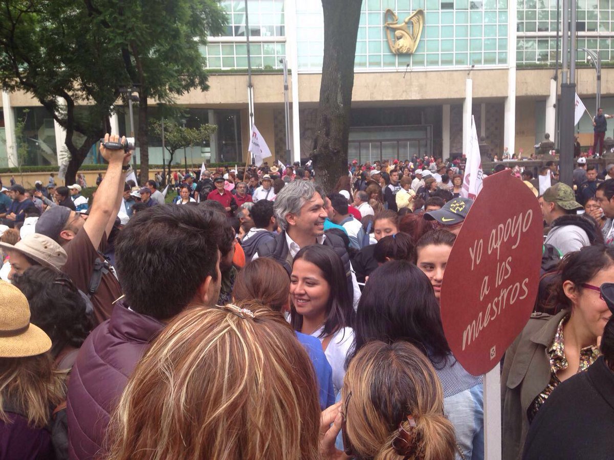 favallelik's tweet image. Aliados gente de @Leticia_Quezada se úne a morena Mentirosos @Morena_MagCont #YoNoLeCreoAMorena  Que desepción