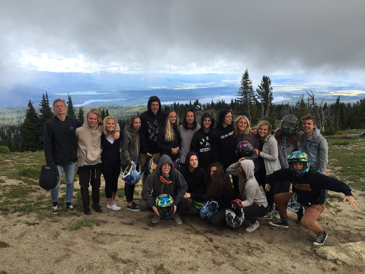 teagan_hansen's tweet image. Güd