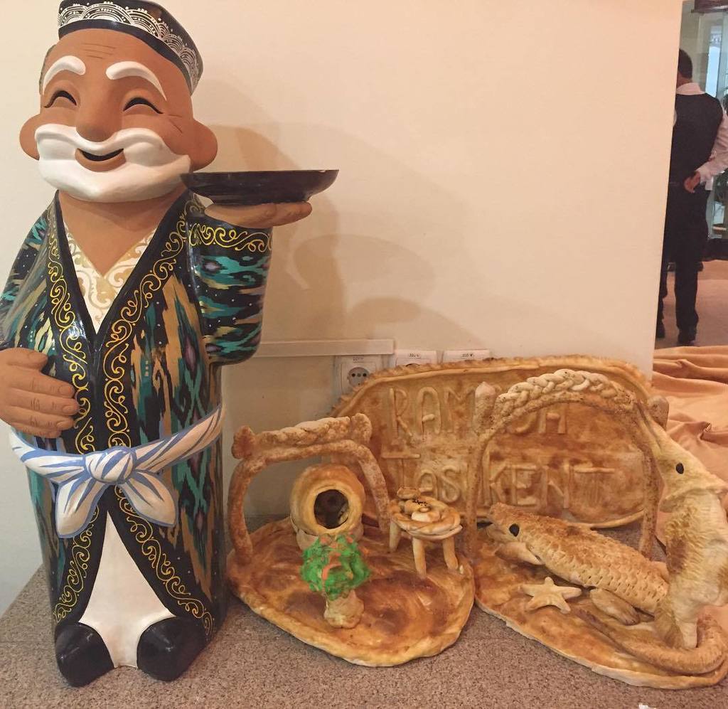 Lilpassports's tweet image. Breadcraft!Foodart is fascinating #breadcraft #foodart #tashkent 
#indiakids #vacation #travelisfun #travel #instat…