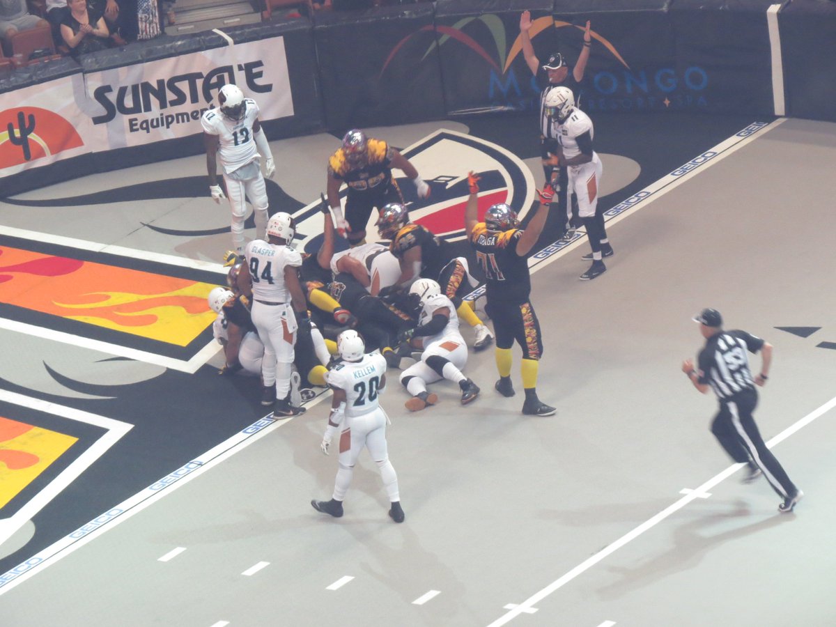 FansPOVLA's tweet photo. Touchdown, @LAKISS_AFL ! https://t.co/RtazEZuwCm