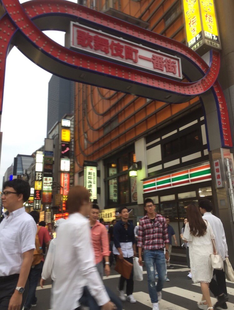 銀魂動画 歌舞伎町なう やっぱり銀魂の聖地って歌舞伎町になるんですかね 銀さん達に会えるかな 最近 夢が二次元です 末期です T Co Xylu5dusah Twitter