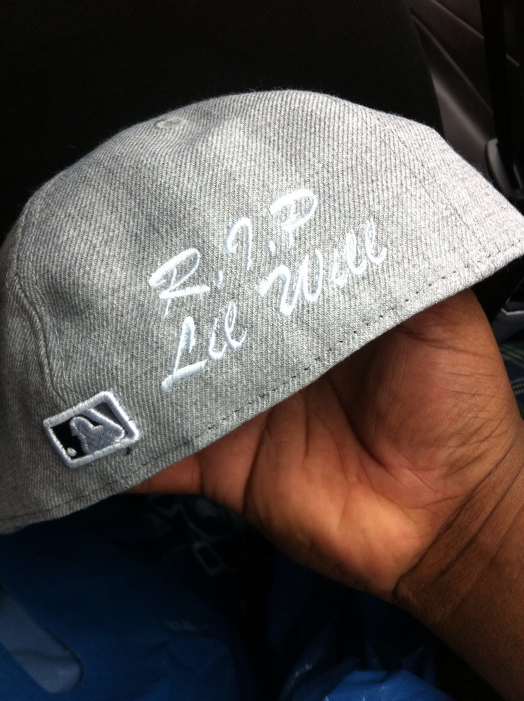 rashaad800's tweet photo. #NewFitted #RIPWill https://t.co/qhTIvBYi7j