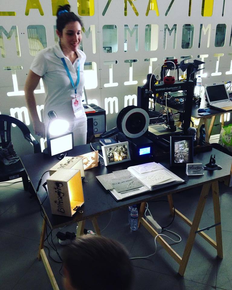 bmimagining's tweet photo. Full power at @makerfairelx @makerfaire #bmimagining #lithophanes #lisbon #3dprinting #additivemanufacturing https://t.co/kd9BDBU7SF