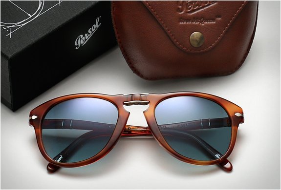 YUALIA_'s tweet photo. Descubre la colección de #Persol en nuestra web
--> https://t.co/iiS4ZqTmuO

#SoloGafas https://t.co/V1x9LPrvDB