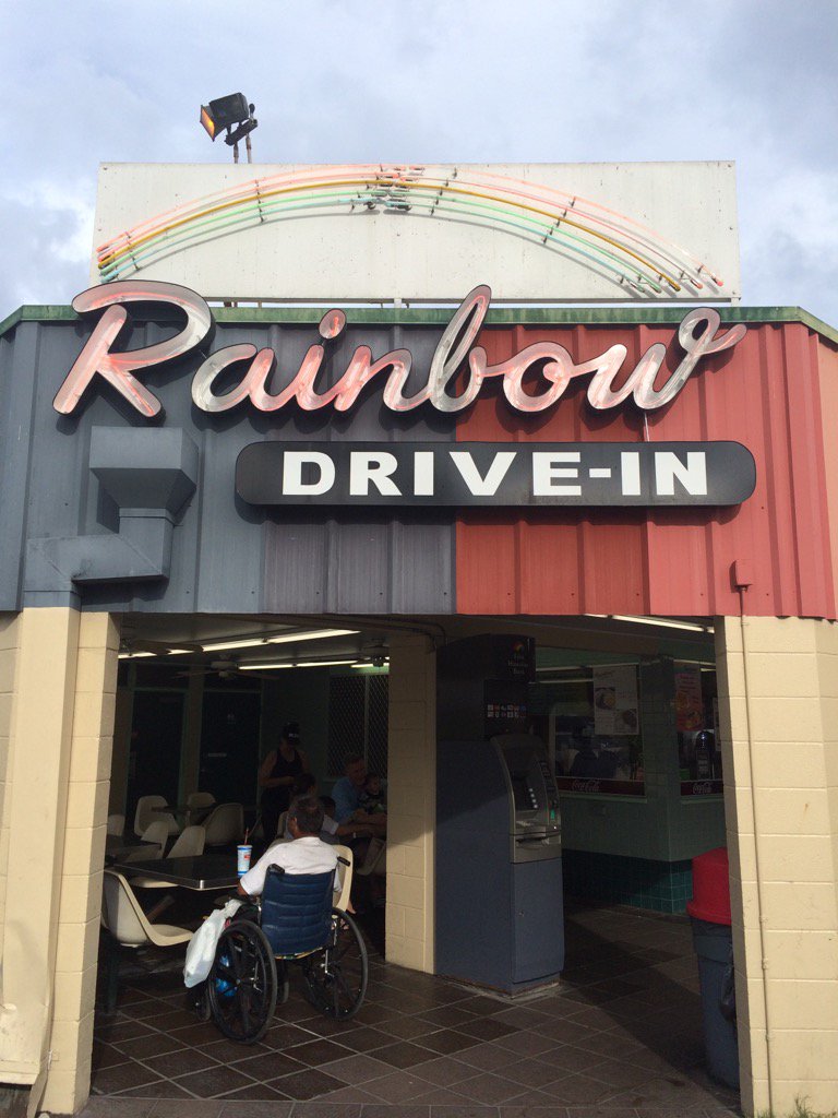 Kellikaren1's tweet photo. A local place to eat established in 1961. #rainbowdrivein #supportlocal #explorethearea https://t.co/ajoEBW5k0s