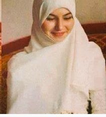 ﺑﺼـﻶﺗِﻲ ﺑﺪﻋﻴﻠﻚ ....

ﻭﺃﻧـﺂ ﻋﻢ ﺃﺩﻋـﻲ ﻧﺴﻴﺖ ﺑﺄﻱ ﺭﻛﻌـﻪ ﺻﺮﺕ....