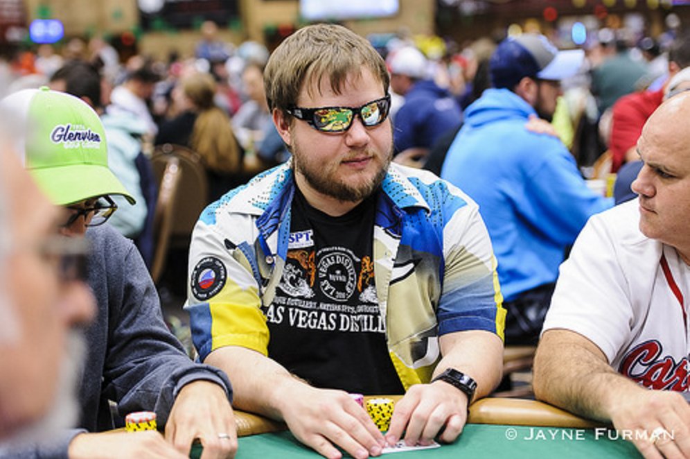 ChadAHolloway's tweet photo. Bagged up 6th biggest stack (937k) of 276 survivors in WSOP Monster Stack. Repping @msptpoker &amp; @vegasdistillery. https://t.co/TcEQW4opE3