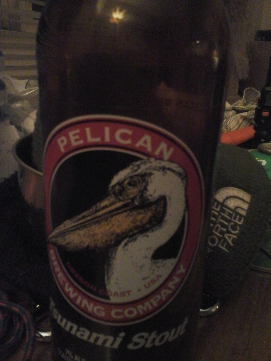 brewpacking's tweet photo. @thepelicanpub Thanks for the follow. We like you (and stouts)  too. #pnw #beers #backpacking #camping #stout https://t.co/tKKjzMwc9t