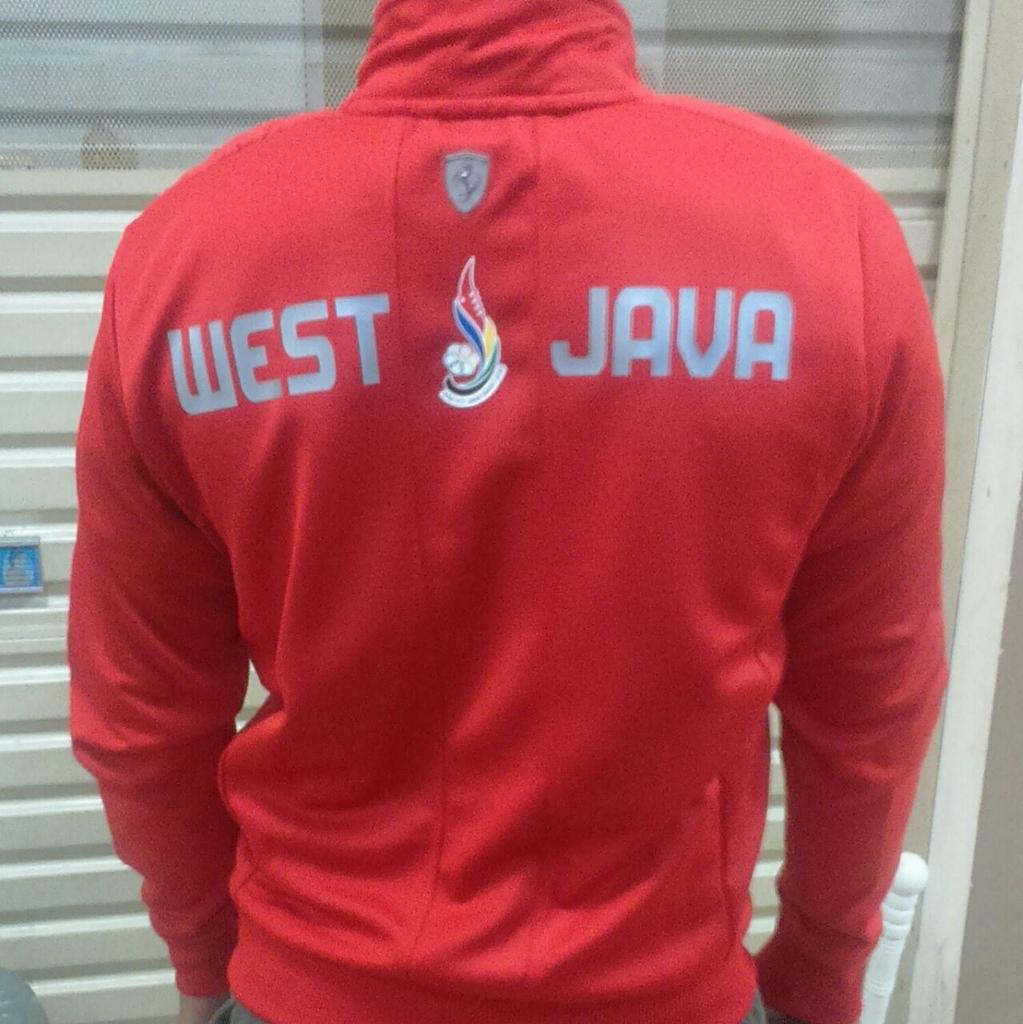 Puma_BDG's tweet photo. Terimakasih para atlet west java #jacketFERRARI https://t.co/vUdsCEhF3Y