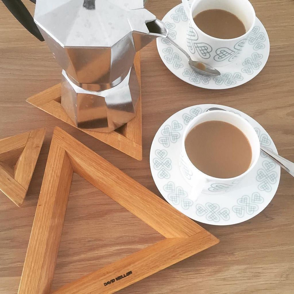 katecshaw's tweet photo. Coffee time with @davidmelloruk #oak #trivet and @cordellohome #goodmorning #heartsofhome … https://t.co/fMC6Ervy7U https://t.co/oatlP5wKCU