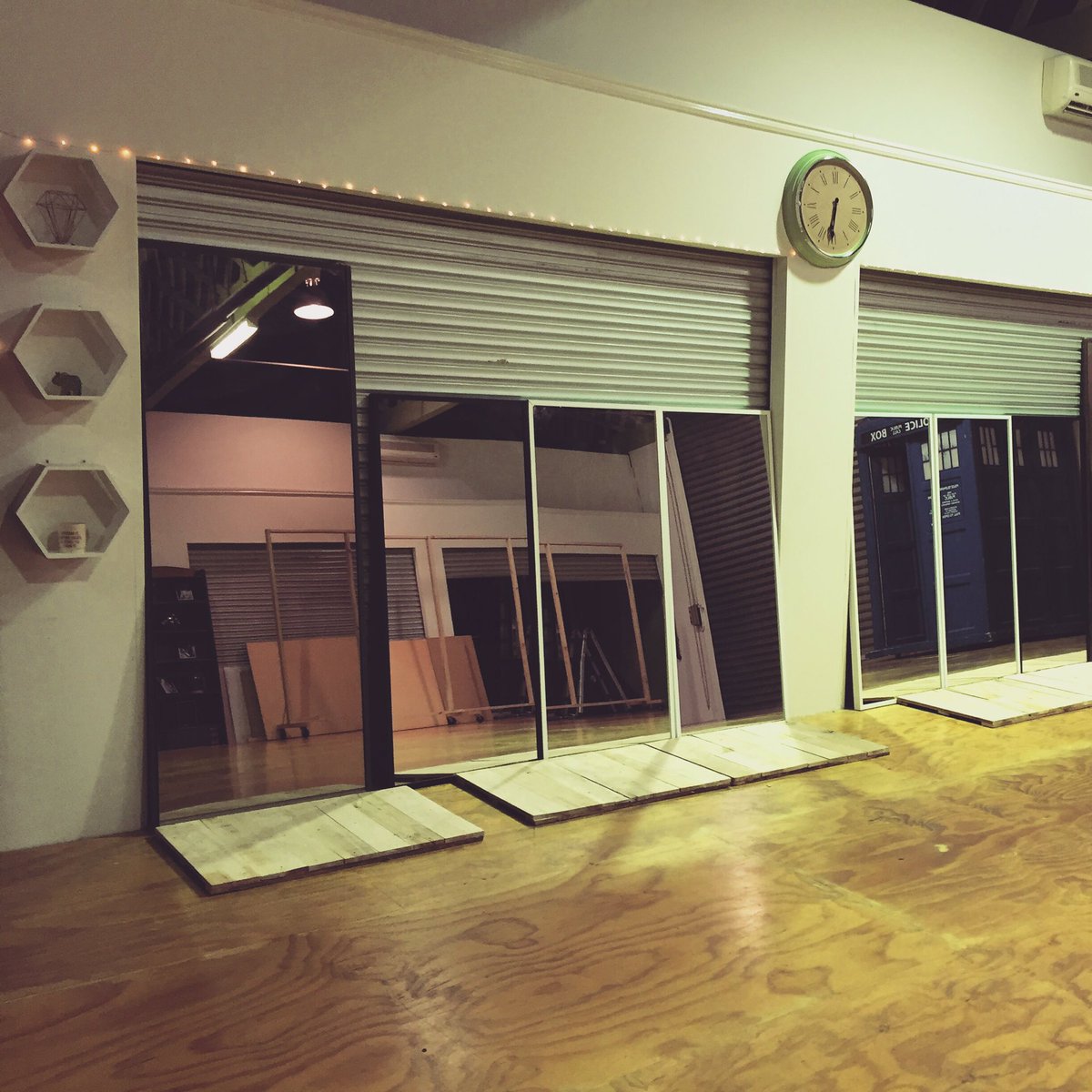factory_blue_bw's tweet photo. After a busy weekend of work she's nearly finished: Introducing TOMS-The Old Market Studio. Home of @BeyDance https://t.co/PyupDREiTx
