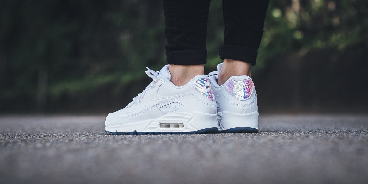 nike air max 90 white blue tint