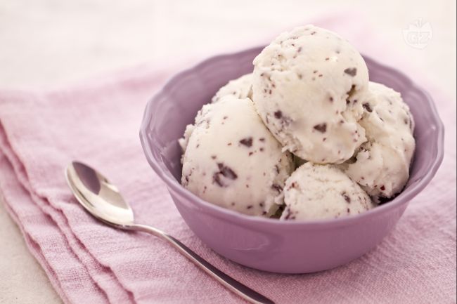 GialloZafferano's tweet photo. Estate vuol dire gelato! Ecco come prepararlo in casa... https://t.co/Io4vb8xP6k https://t.co/18yz71t7ED