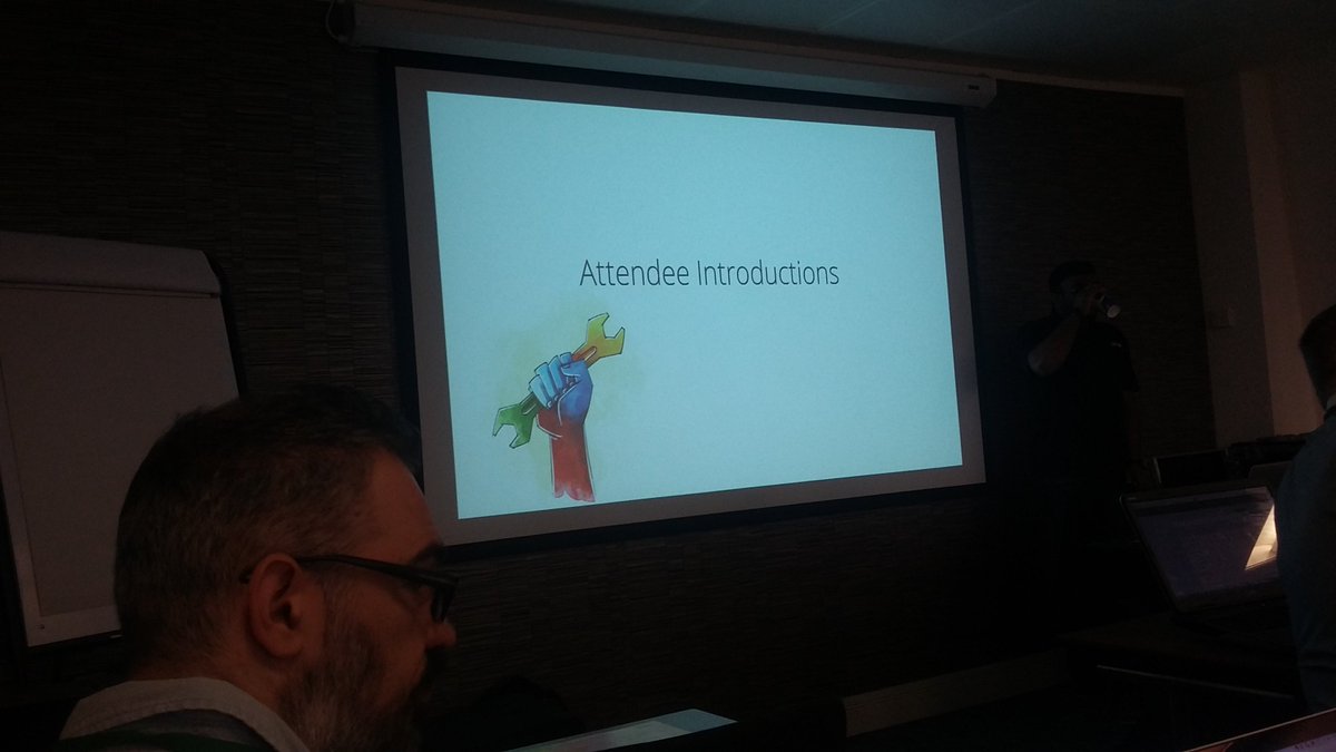 Vivasoft_FR's tweet photo. #VivaSoft en direct des @zohodevs à Londres #CreatorWorkshop https://t.co/fK2jEi5Dy7