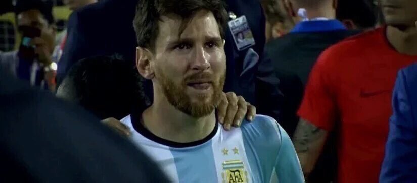 Footballtweet's tweet photo. Lionel Messi has retired from international football, at the age of 29, after losing the #CopaAmerica final. 🇦🇷 https://t.co/WzAulitasY