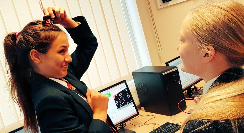 markallday2's tweet photo. Just a casual game of #headbands in action. Programmed with the #BBCMicroBit by @SandClassof2015! @Sandagogy https://t.co/TuyMsbp47U