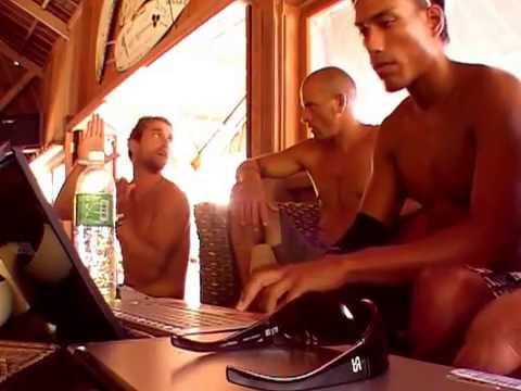 oceanvib's tweet photo. https://t.co/7cDAbE7Ame
#surf #kellyslater https://t.co/3otG8HVvJ5