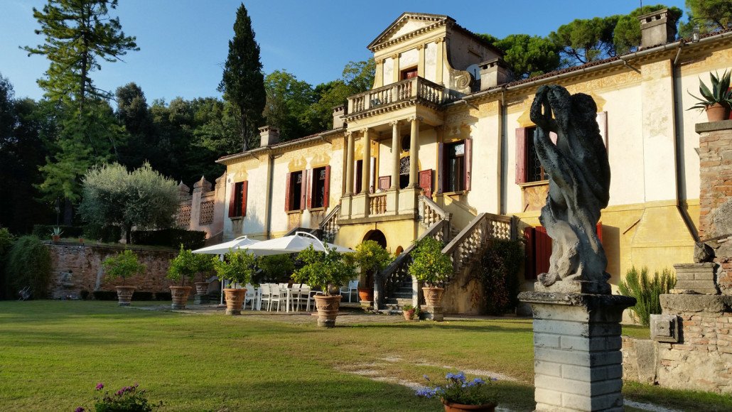 1/7 dalle 20.00, Villa Vigna Contarena di Este: visita guidata e inaugurazione di #EFF2016! goo.gl/7AQPko