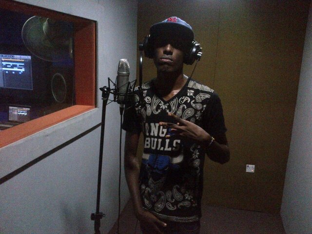 Was in the studio yesterday cooking up mad jam for my fans get ready to dance oshaaaaay! Follow new handle <a href="/mkGBillz/">Billz Kachi</a>