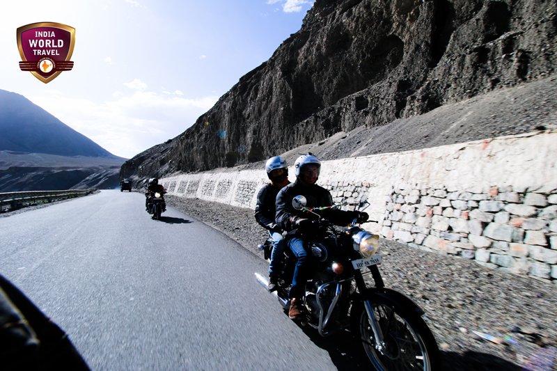 IndianRides's tweet photo. https://t.co/fDWGzkWvwj
#voyagemoto #tripmotoInde #raidmoto #circuitsmoto #indiaworldtravel # https://t.co/8BWIOkuGCw