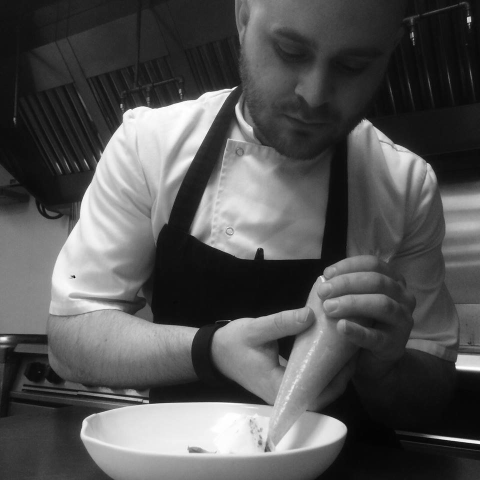 dinehub_bham's tweet photo. WIN Fine Dining for 2

To enter:

- RT this
- Follow @Dine_Birmingham &amp; Chef @Ben_Tesh

TCs: https://t.co/ZiRa2nprS2 https://t.co/lPFiSXJdAV