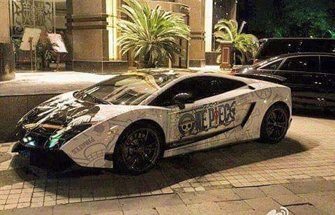 AnimeWorld__'s tweet photo. Geezz who is the owner of this amazing shining beauty car?! I want to marry him 💙  #lol #shiro https://t.co/a2cj58Rjzq