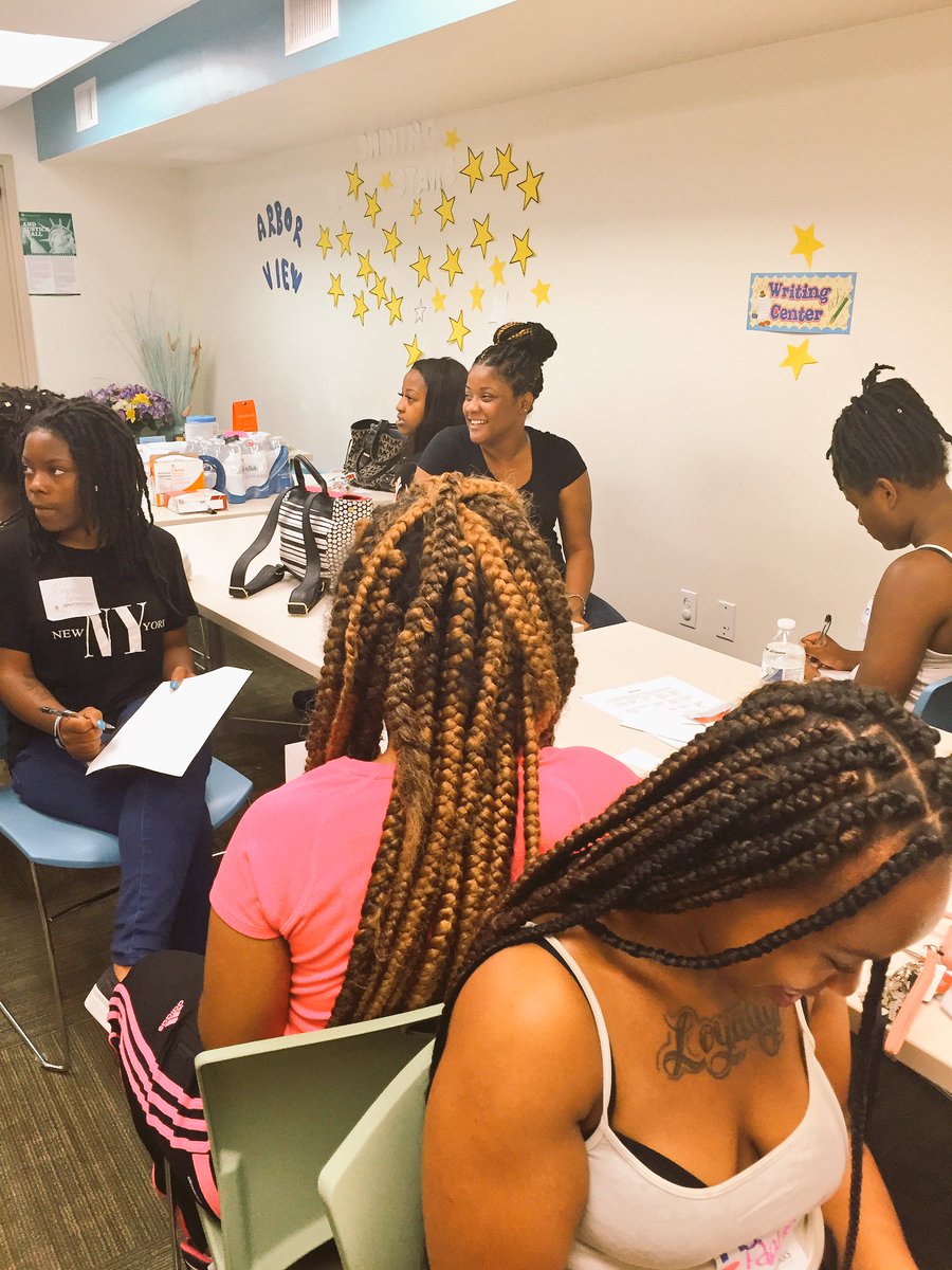 ServiceWorksDC's tweet image. Scholars are enjoying the team building activities this morning! @IamServiceWorks  @CPDCorg #GrownAndThrive