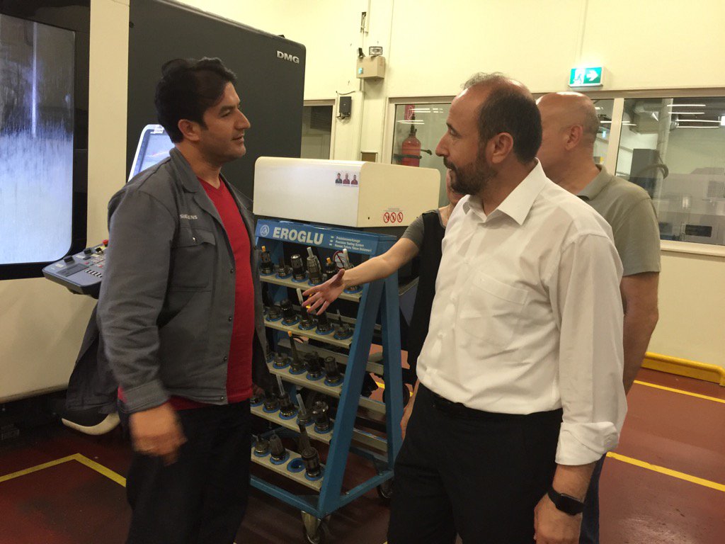 Siemens (Kartal) işyeri 16-24 vardiyasında çalışan üyelerimizi ziyaret ederek Yaklaşan Ramazan Bayramlarını kutladık